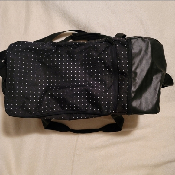 Rare Adidas Polka Dot Large Duffel Bag - Picture 6 of 12